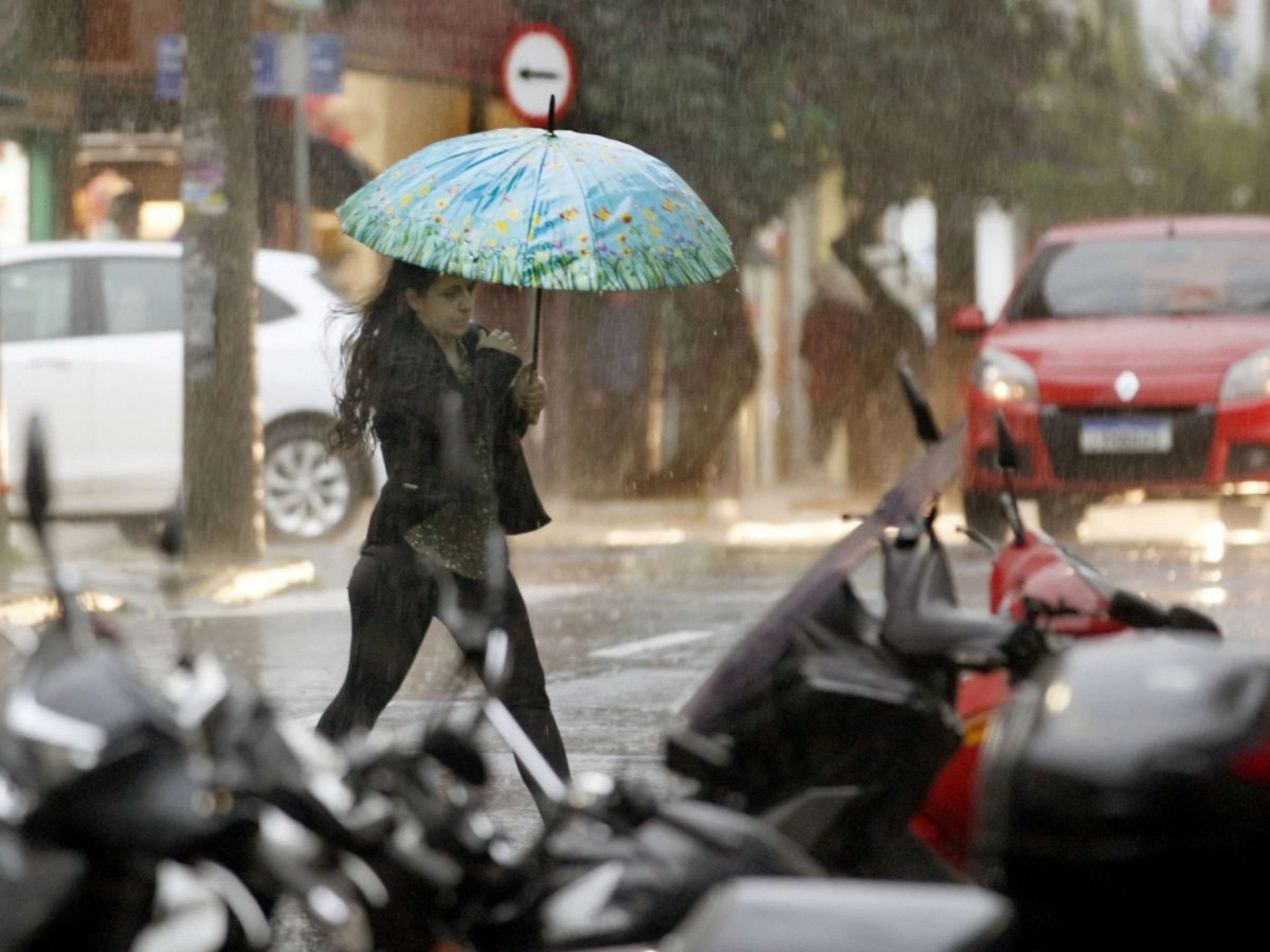 Retorno da chuva e acumulados de até 100 mm: Confira a previsão do tempo para o fim de semana no RS