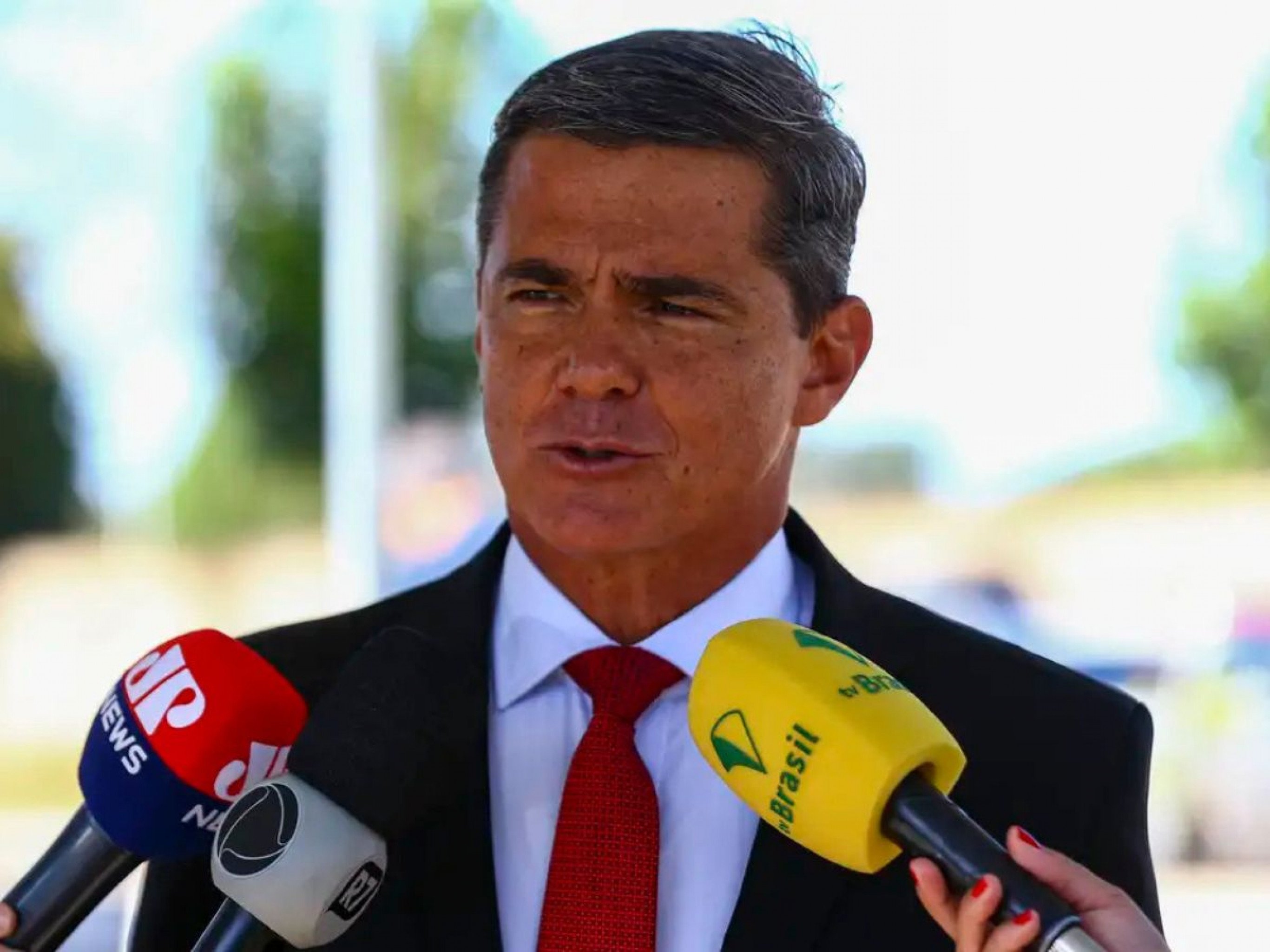 Quem é o general que assumiu autoria de plano para matar Moraes e Lula