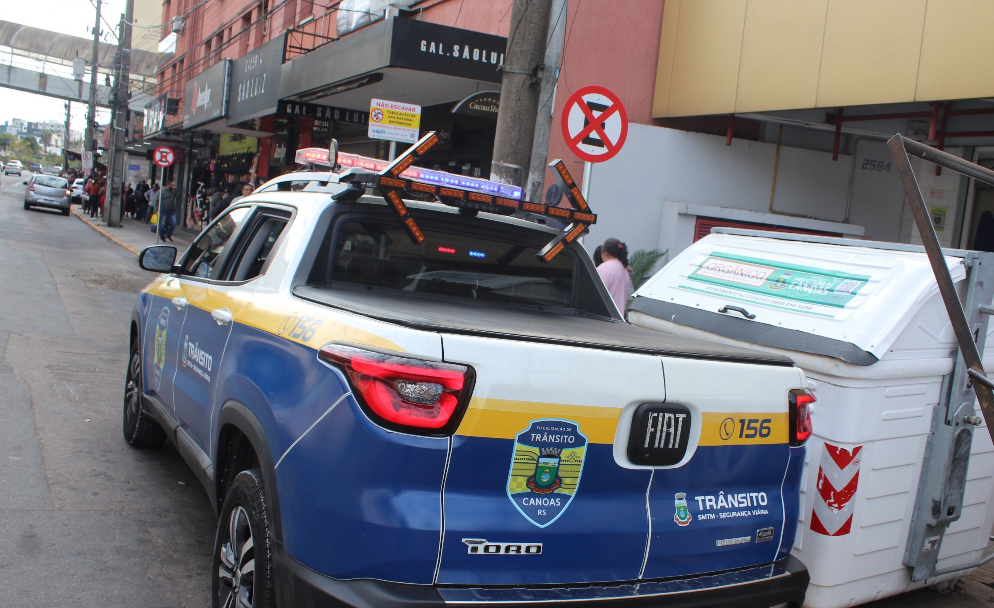 Parar o carro na lateral da Avenida Victor Barreto? Agora, só se for na frente do Colégio La Salle