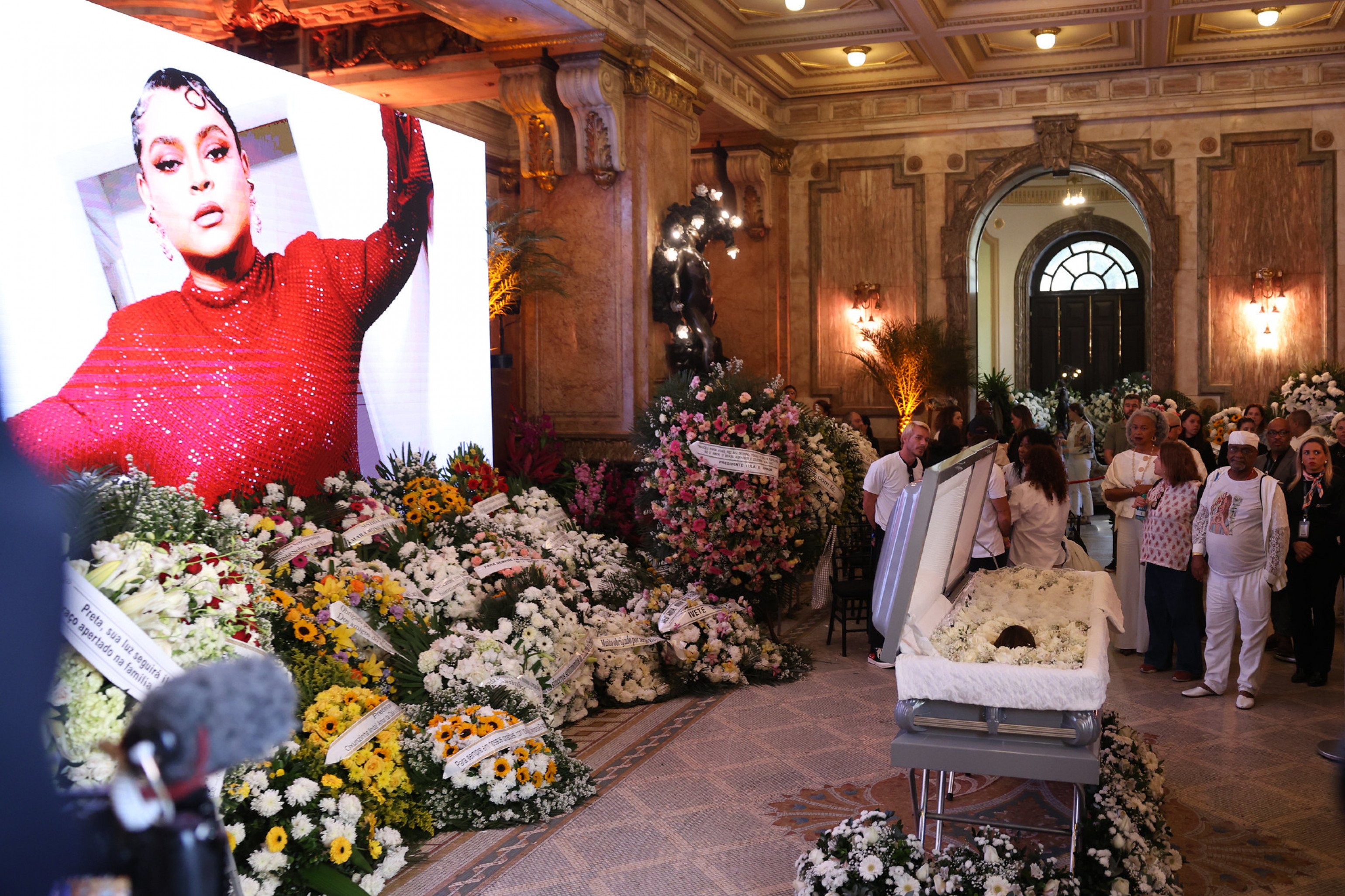 Preta Gil: Missa de sétimo dia será aberta ao público nesta segunda-feira (28)