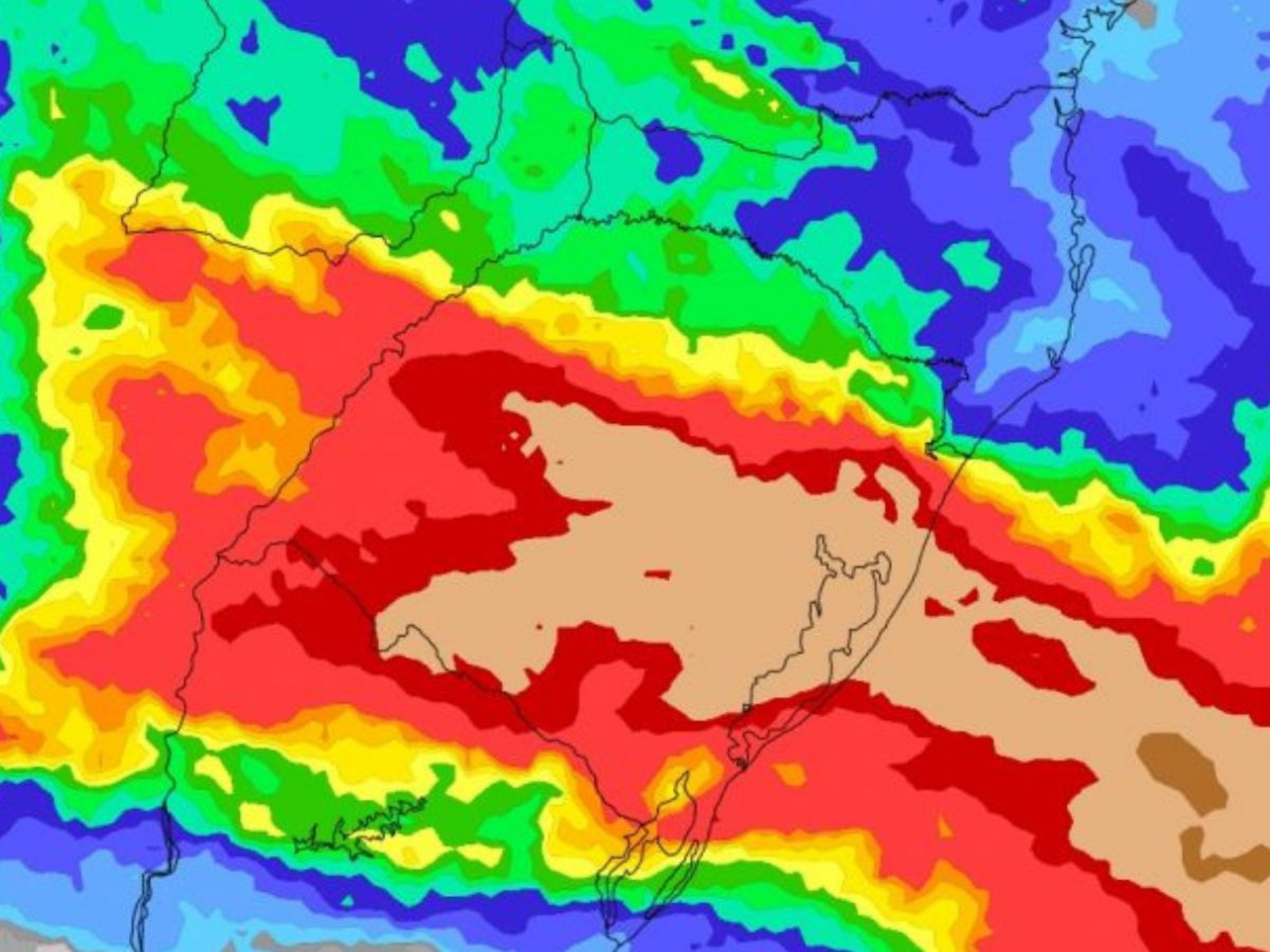 PREVISÃO DO TEMPO: Chuva avança nas próximas horas com alerta de 100 mm em pontos do RS