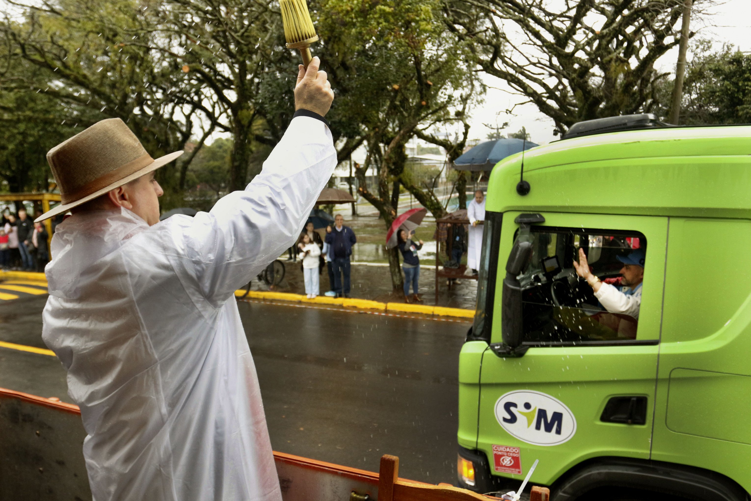 Canoas celebra São Cristóvão com novena, procissão motorizada e festa; confira programação