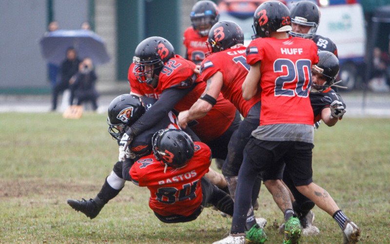 Bears venceu fora de casa na estreia da Superliga D3