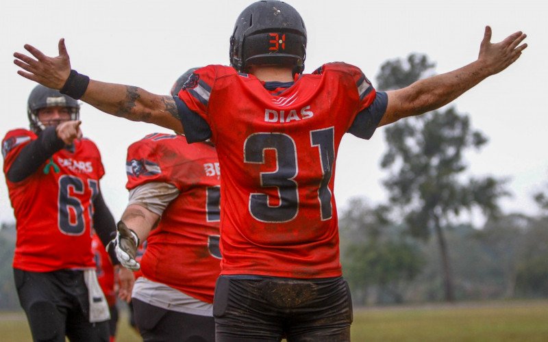 Bears venceu fora de casa na estreia da Superliga D3