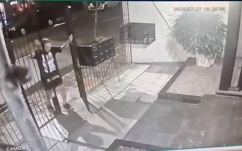 Criminoso foi detido pela Guarda Civil Municipal (GCM) na noite de domingo (27)  
