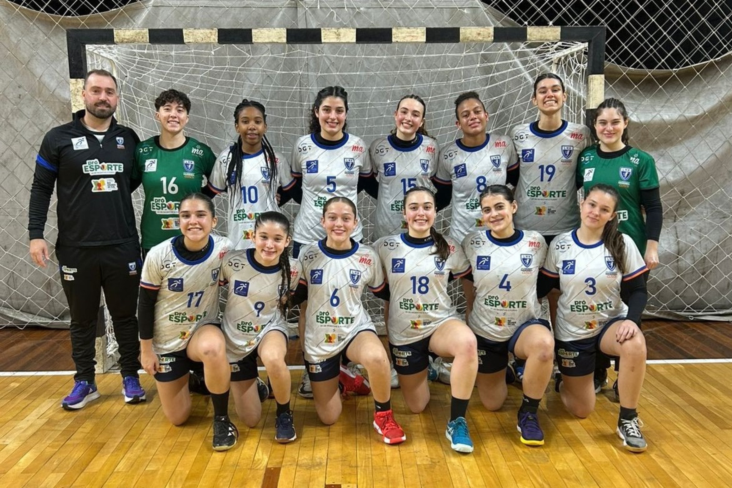 Handebol juvenil de Novo Hamburgo está na semifinal do Gauchão