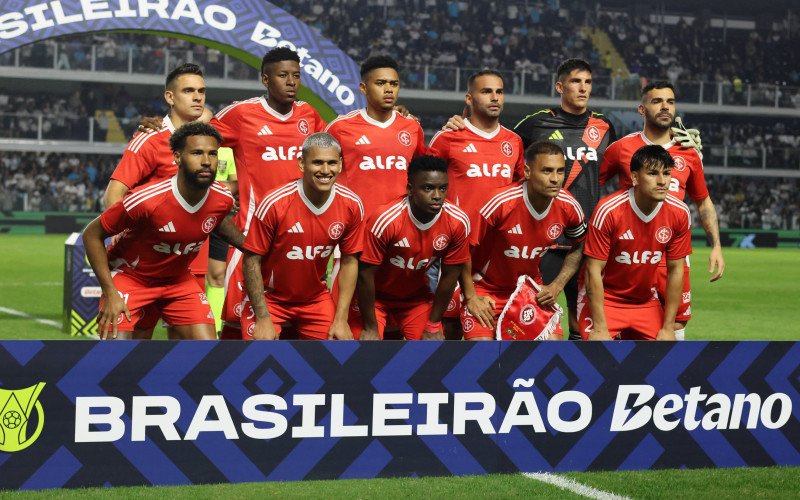 Atletas do Inter antes de jogo pelo Brasileirão | abc+