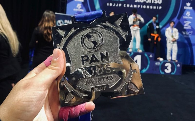 Júlia Seibert conquistou a prata em Orlando | abc+