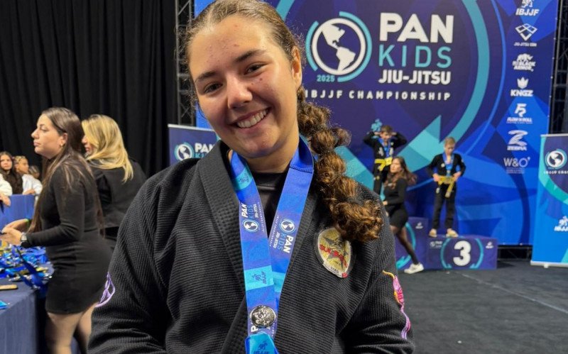 Júlia Seibert, de 14 anos | abc+