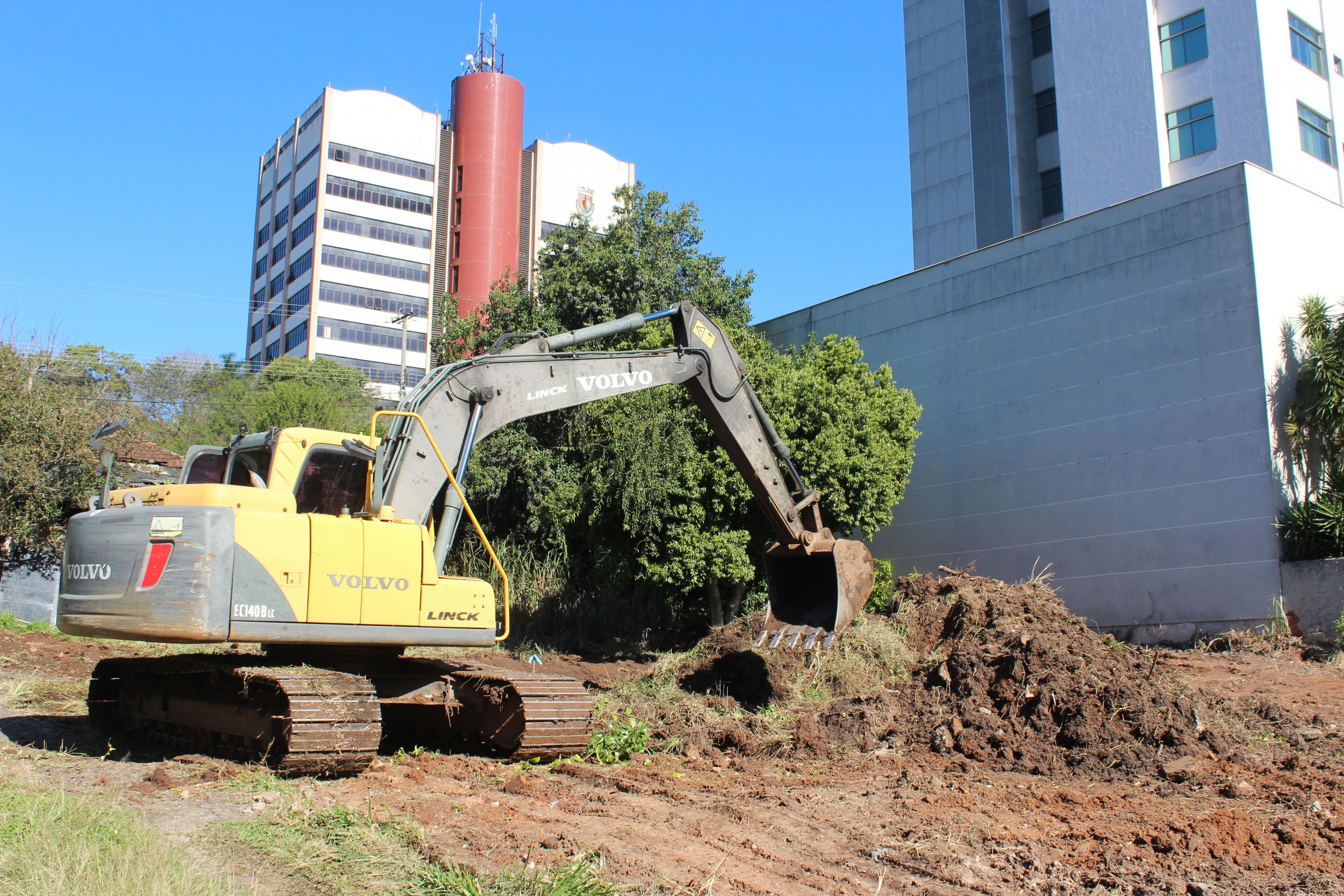 Moradores do Jardim Mauá comemoram construção de nova unidade de saúde no bairro