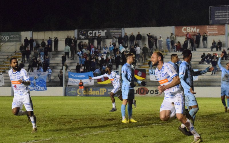 Zagueiro Micael marcou o gol da vitória | abc+