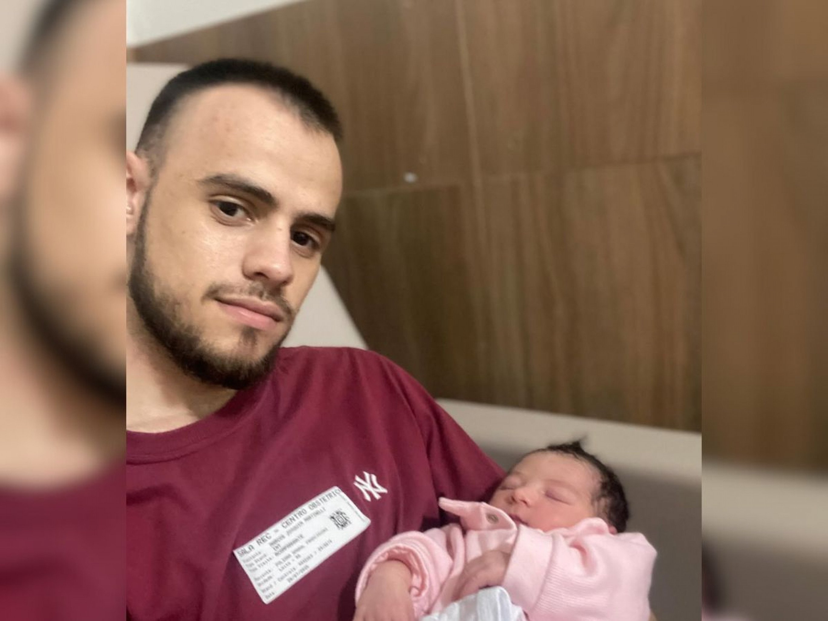 Marco Véio do meme "taca-le pau nesse carrinho" é pai pela primeira vez
