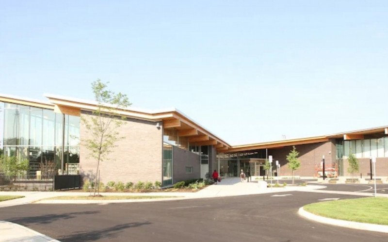 Centro Aquático Kiwanis, em St. Catharines, Ontário, Canadá | abc+