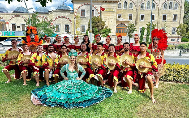 Balé Folclórico Origens, de Sapiranga, conquistou o terceiro lugar na categoria de duo em festival internacional | abc+
