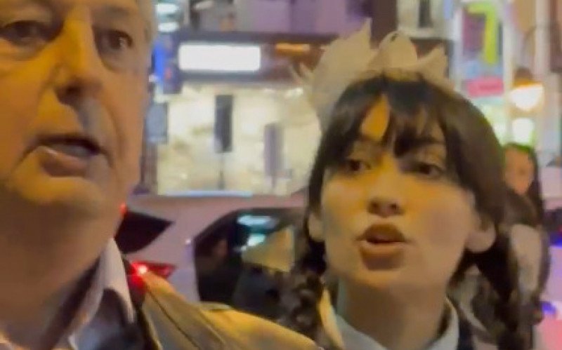 Prefeito de Gramado discutiu com artistas de rua, na sexta-feira (1º)