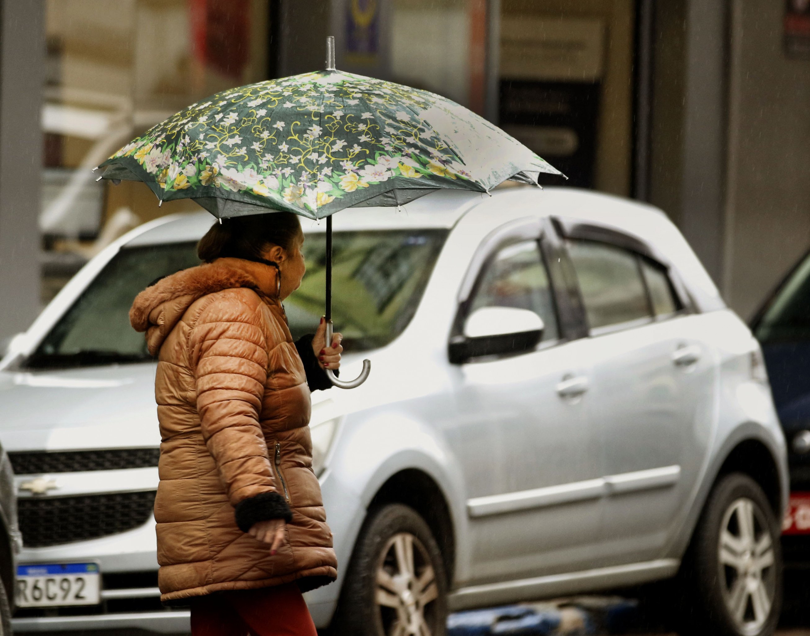 Frente fria traz significativa mudança no tempo do RS e será seguida por mais frio; entenda