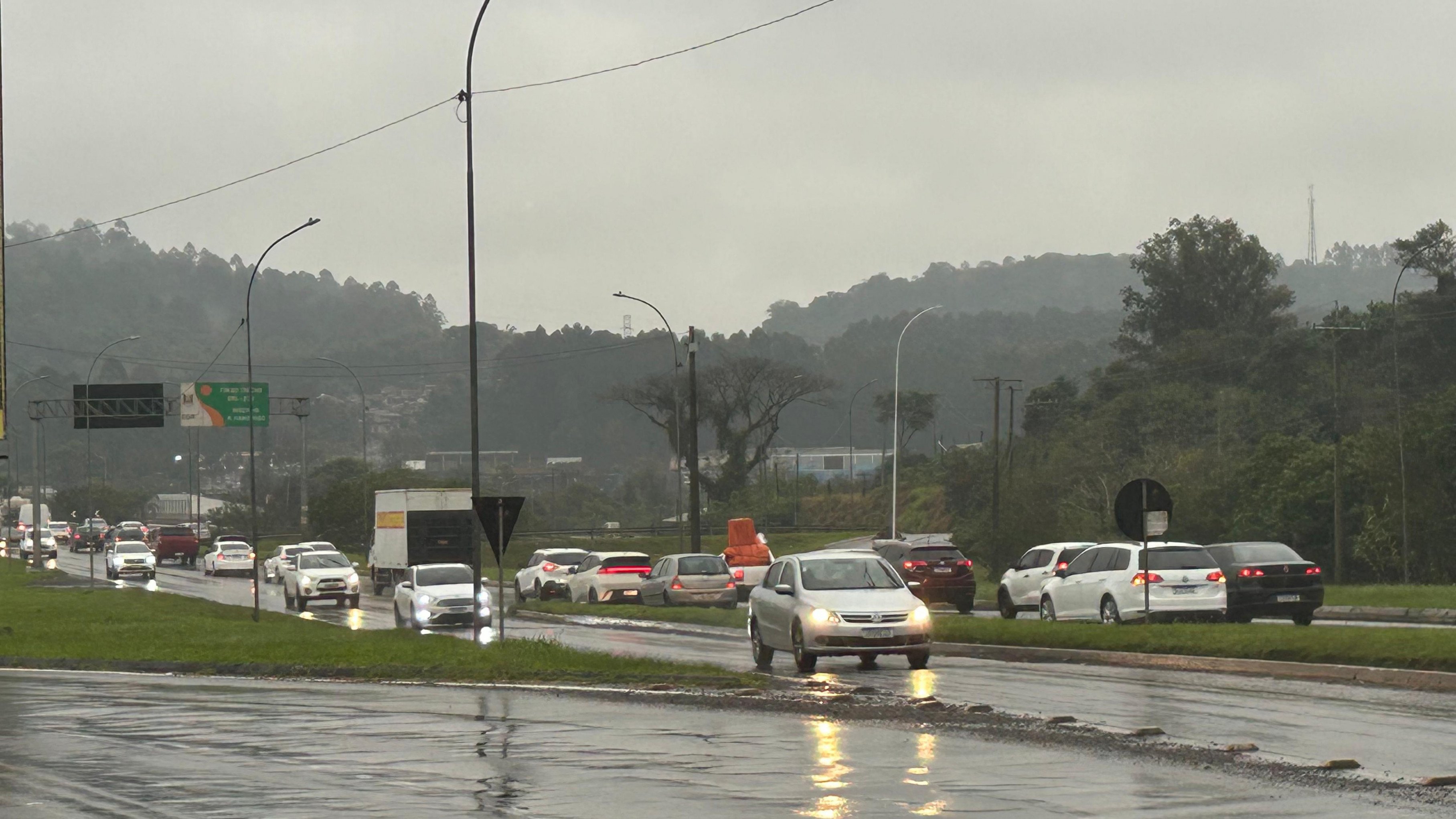 RS-239: Entenda o motivo da lentidão registrada nesta segunda-feira