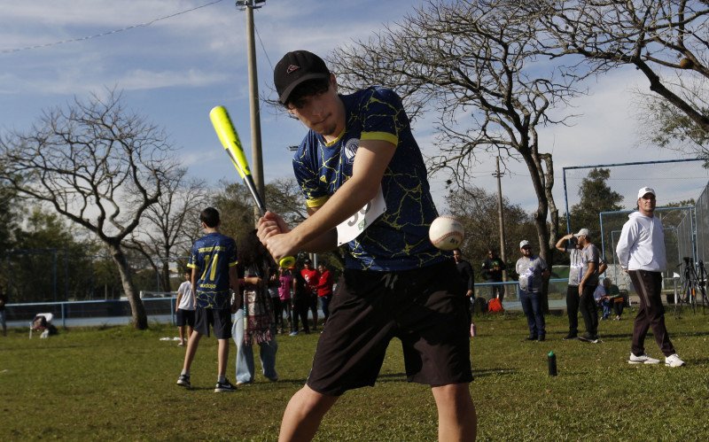  06/08/25  BEISEBOL - PENEIRA