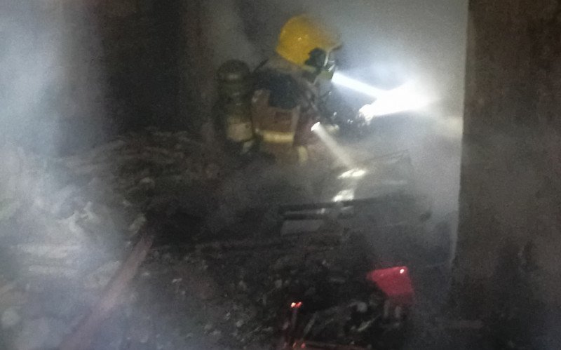 Incêndio atingiu fábrica de Pallets em Sapiranga | abc+