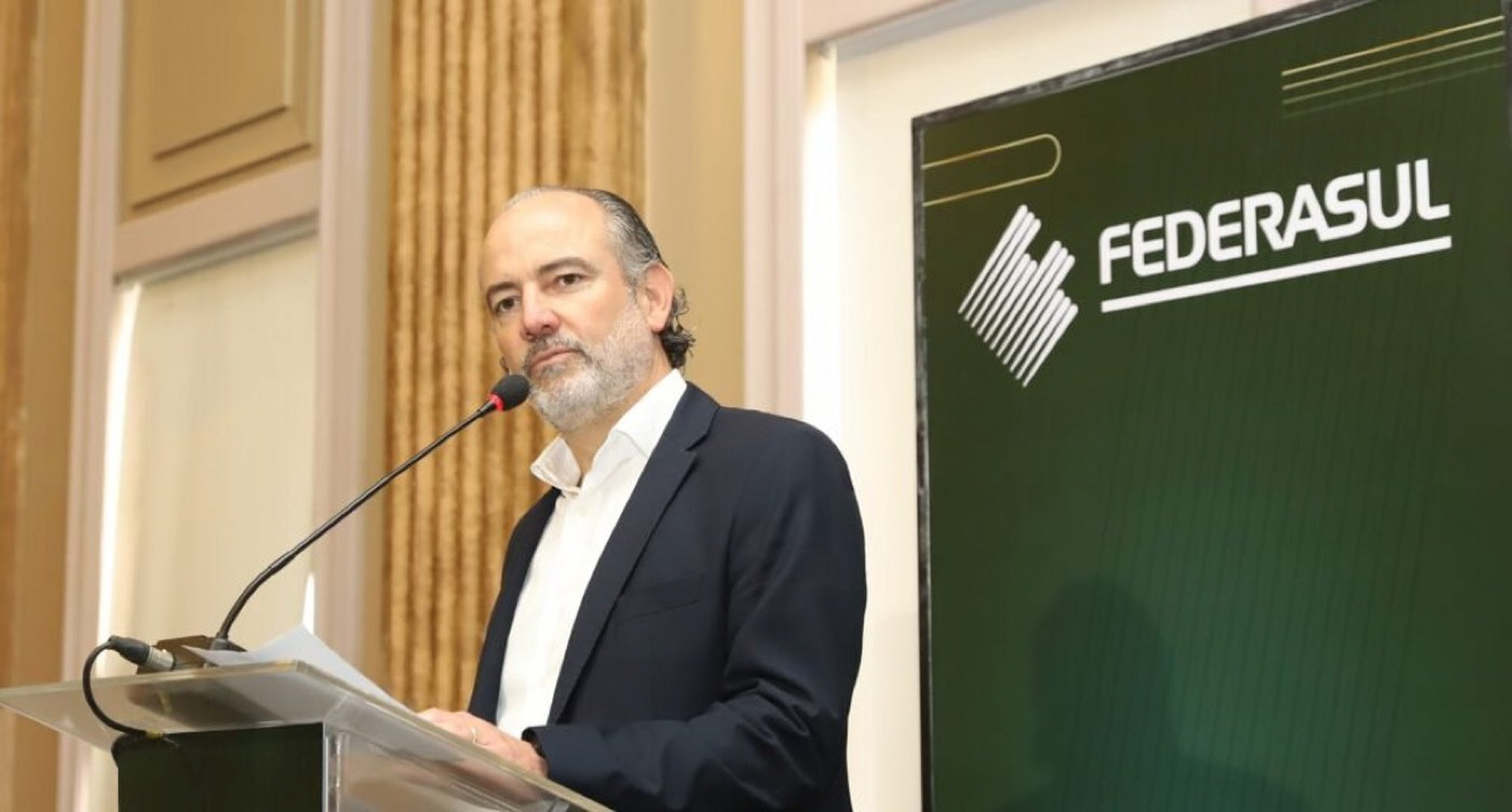 "O Brasil vem hostilizando valores dos americanos": Presidente da Federasul diz que tarifaço é defesa à soberania dos EUA