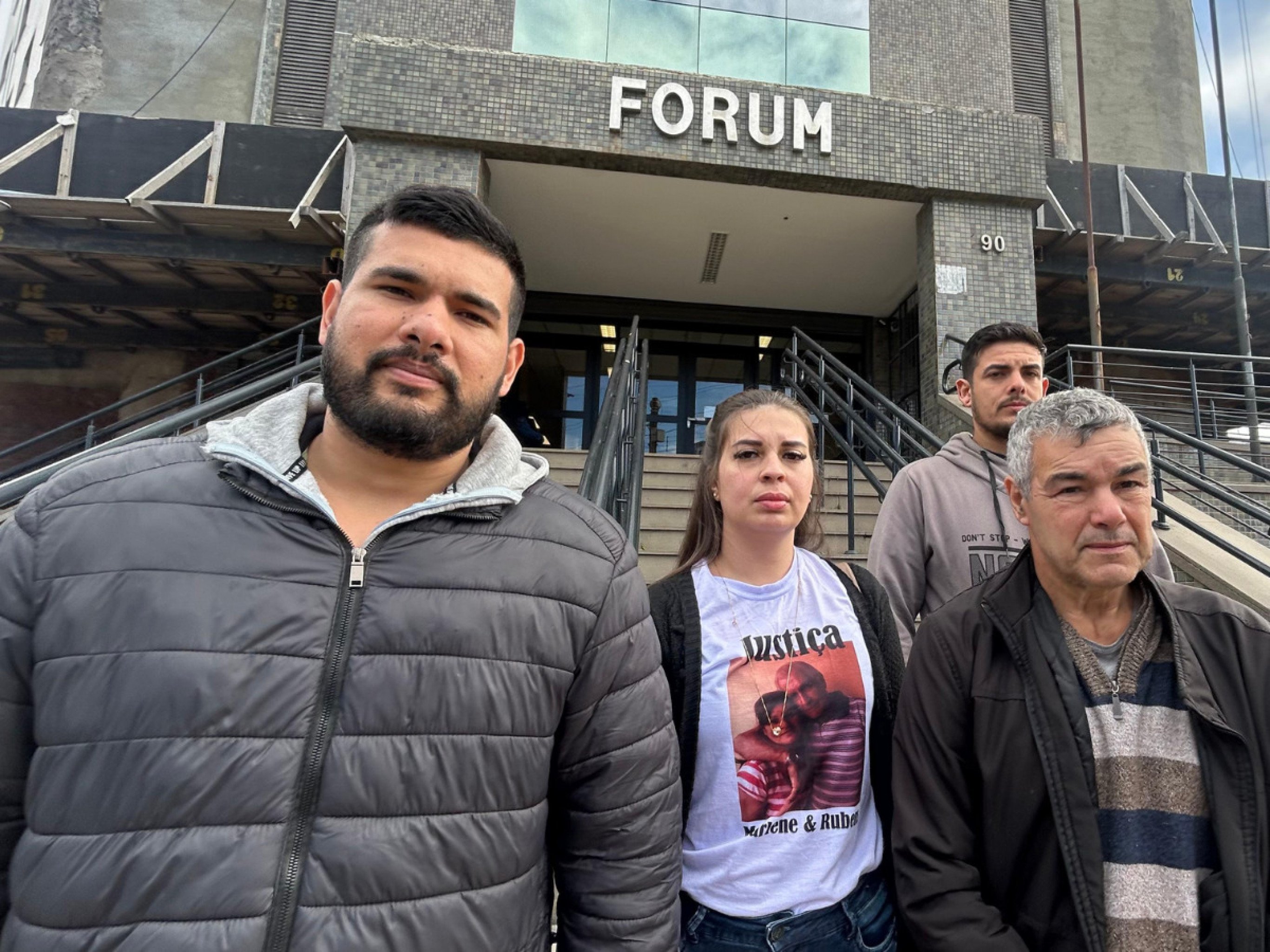 "Eram as melhores pessoas que já conheci": Filho de mulher morta com o companheiro em Cachoeirinha pede justiça em julgamento