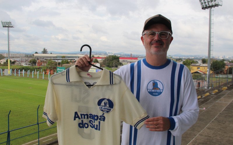 Salomão Furer Jr, torcedor do Aimoré