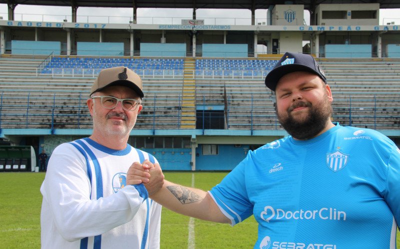 Thomas Campagnoni e Salomão Furer Jr, torcedores de Novo Hamburgo e Aimoré