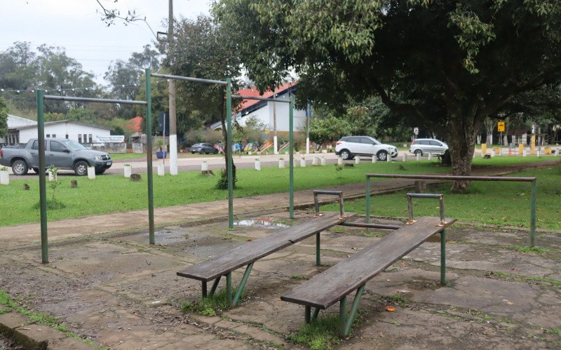 Campeonato de Calistenia ocorre no Parque do Trabalhador na tarde deste sábado