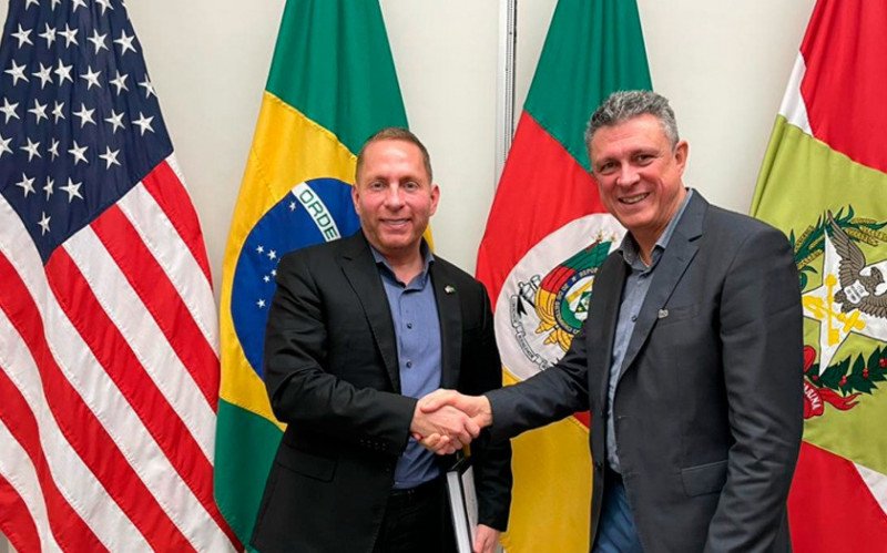 Green (à esquerda) e Klein durante encontro | abc+