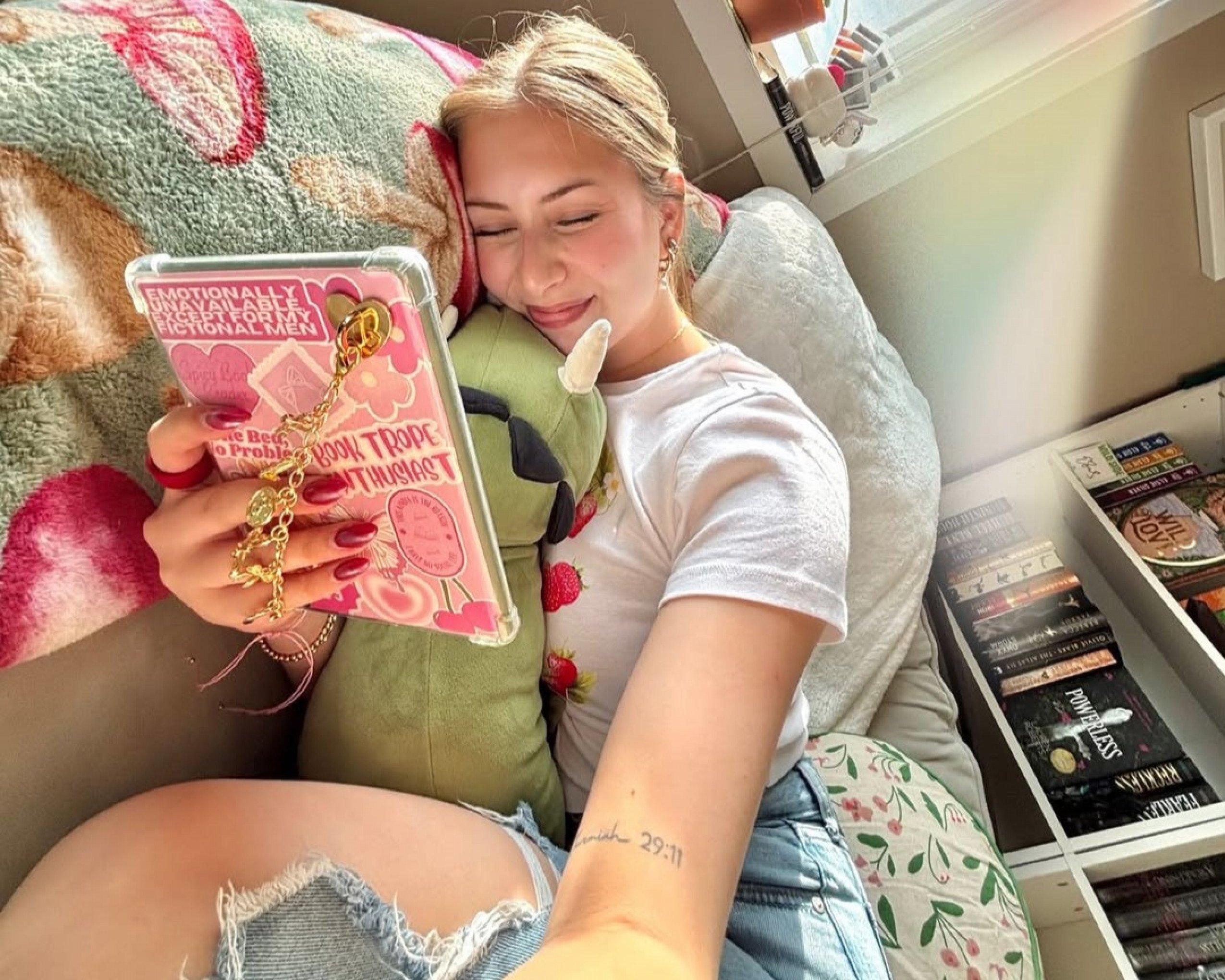 3 livros que ganharam adaptações em 2025 e você precisa ler antes de assistir