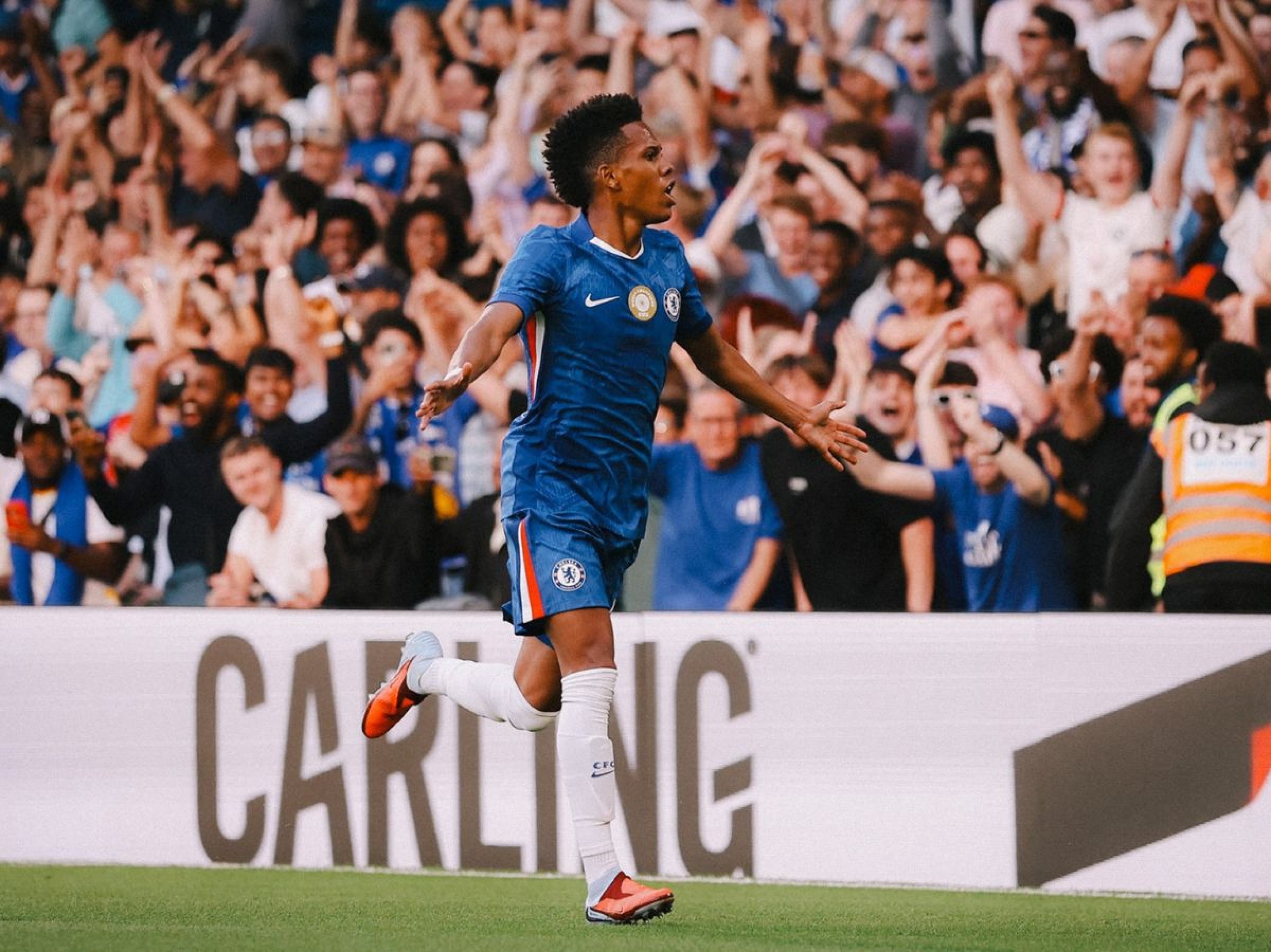 VÍDEO: Estêvão estreia pelo Chelsea e marca primeiro gol com apenas 18 minutos em campo