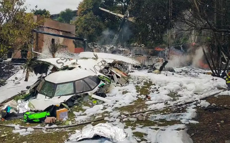 Um ano depois de tragédia da Voepass, familiares inauguram memorial | abc+
