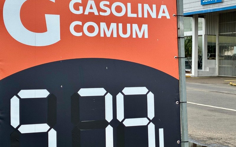 Preço da gasolina baixa nos postos de Novo Hamburgo | abc+