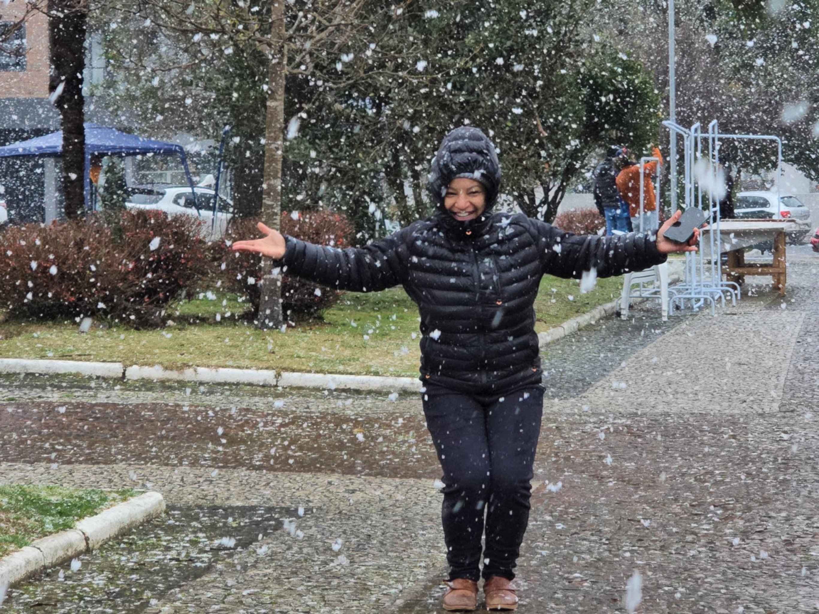 VÍDEO: Neve pode ocorrer novamente ainda neste sábado, avalia MetSul