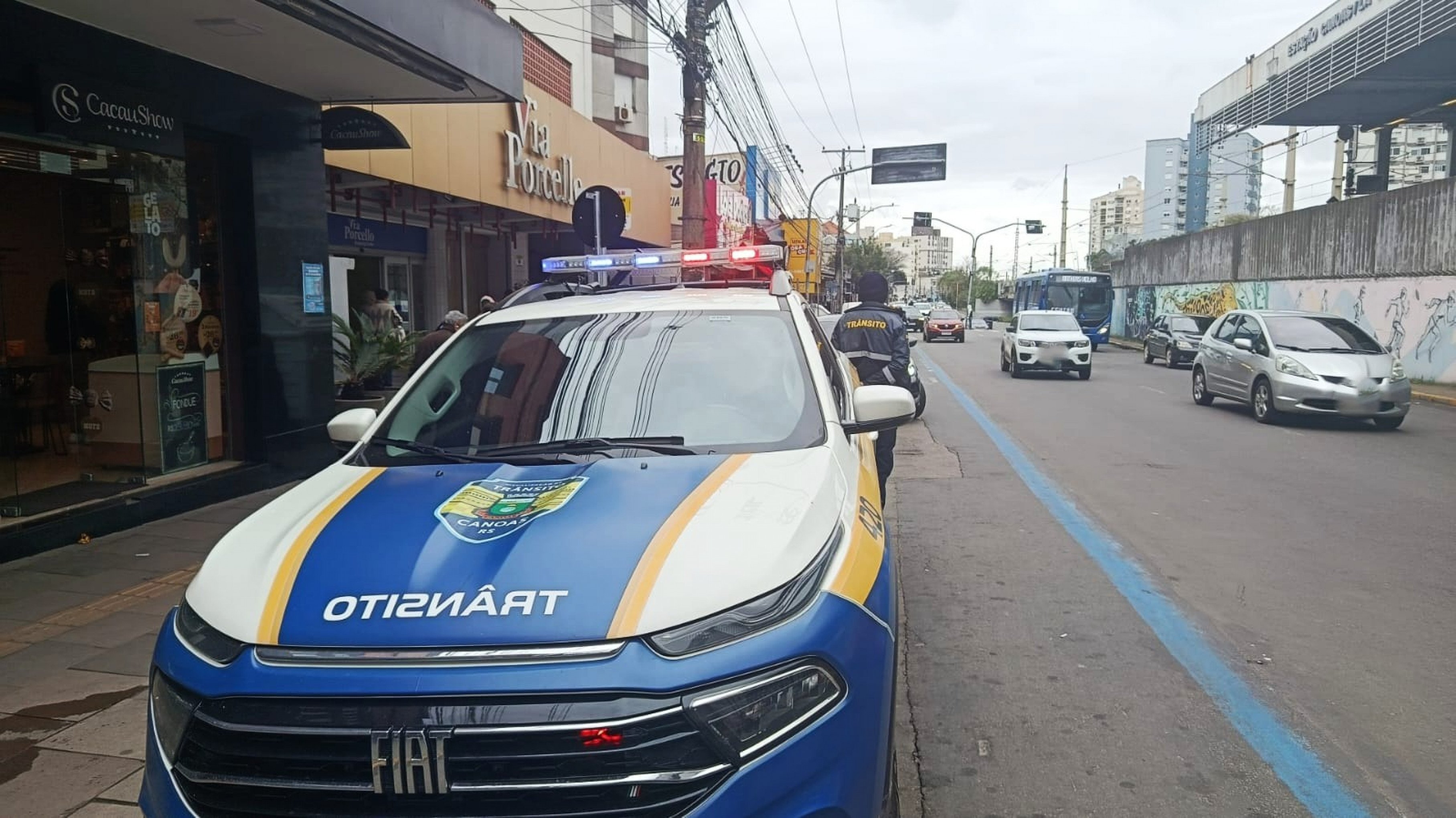 Fiscalização na Avenida Victor Barreto, em Canoas, vai continuar ao longo da semana