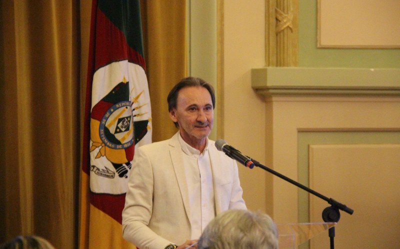 Secretário estadual de Logística e Transportes, Juvir Costella
