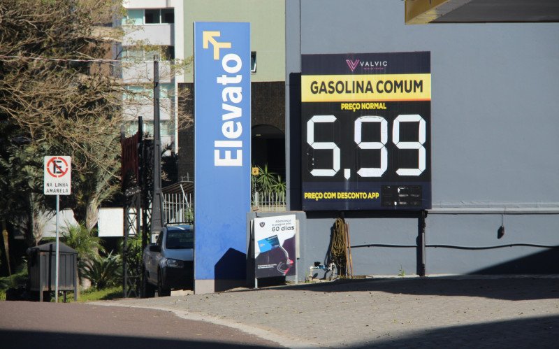 Preço da gasolina registrado em Novo Hamburgo na manhã desta segunda-feira (11)