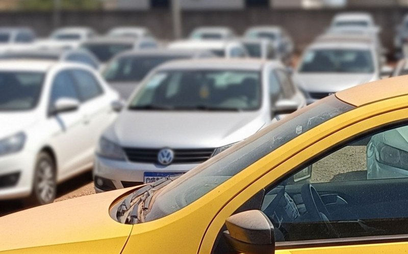 Leilão virtual do DetranRS vai ofertar 470 veículos e sucatas nesta quarta-feira   | abc+