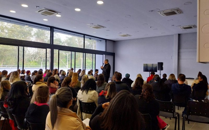 Secretário de educação confirma data de retomada das aulas após ameaça de ataque em escolas de Novo Hamburgo | abc+