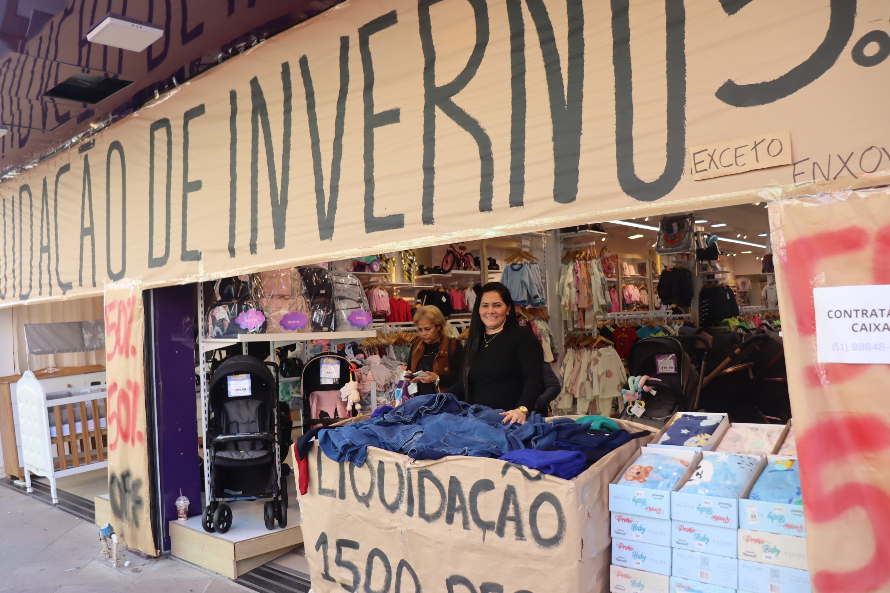 Liquidações de inverno movimentam comércio no Centro de São Leopoldo