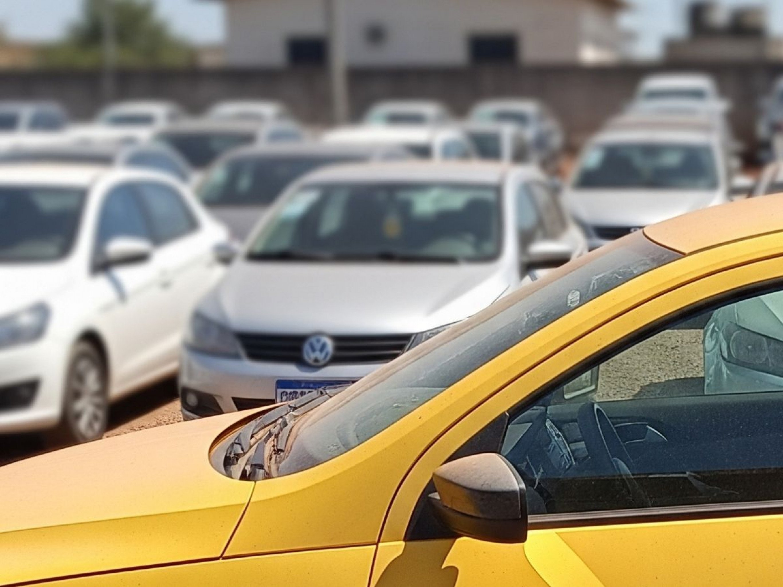 Leilão do DetranRS vai ofertar mais de 200 veículos na próxima quarta-feira (1º); saiba como participar