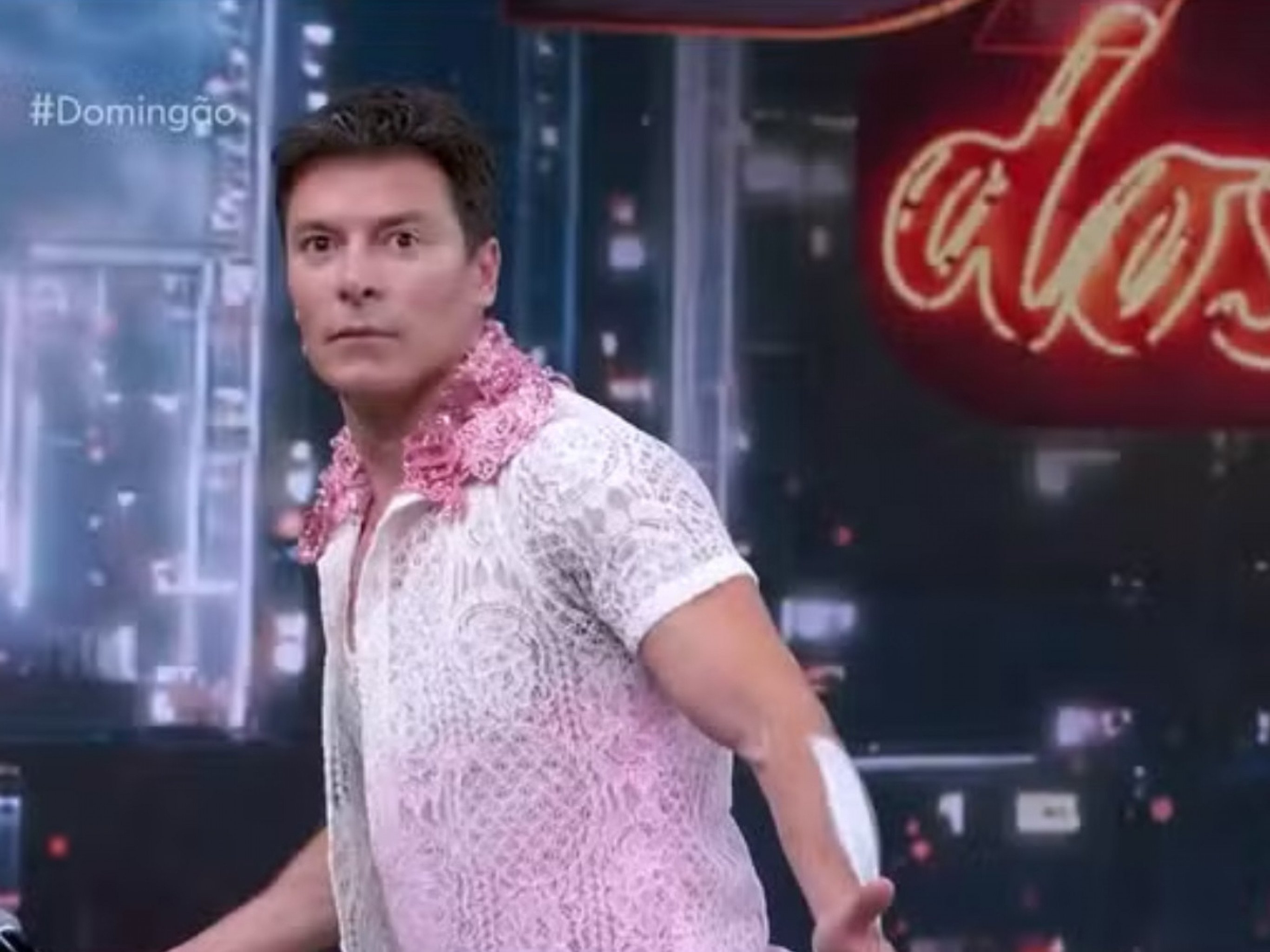Rodrigo Faro faz revelação chocante no Dança dos Famosos, mostra bumbum e viraliza; confira