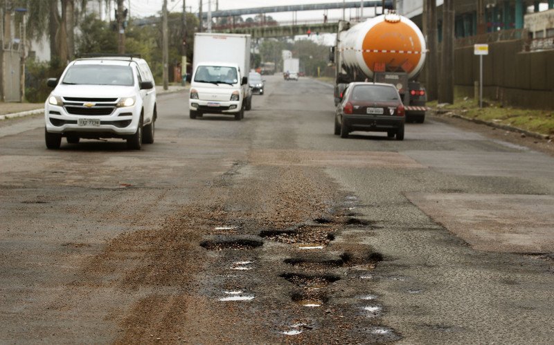 Trecho da Avenida Guilherme Schell, próximo a subestação da CPFL, no bairro São Luís | abc+