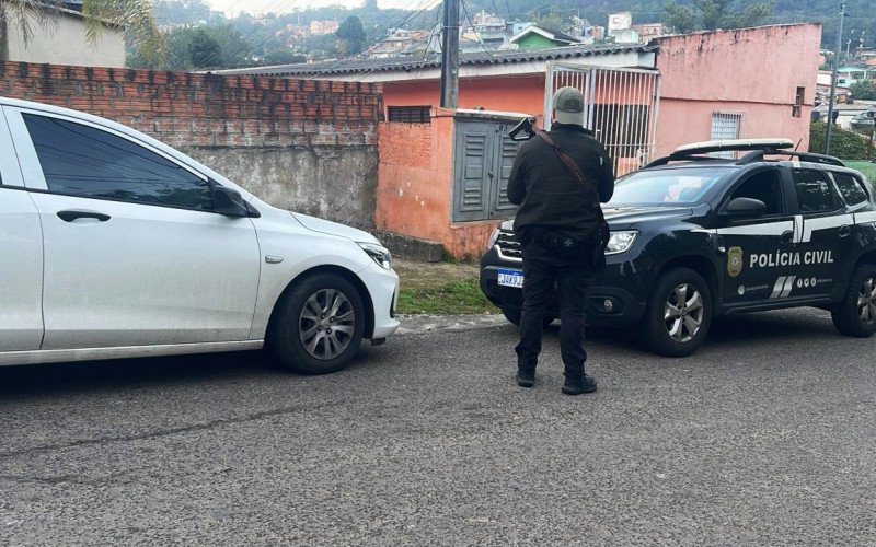 Operação organizada pela Polícia Civil levou à cadeia estelionatário, suspeito de dezenas de crimes, em Canoas | abc+