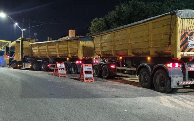 PRF flagra carreta com 47 toneladas de excesso de peso na BR-116 em São Leopoldo | abc+