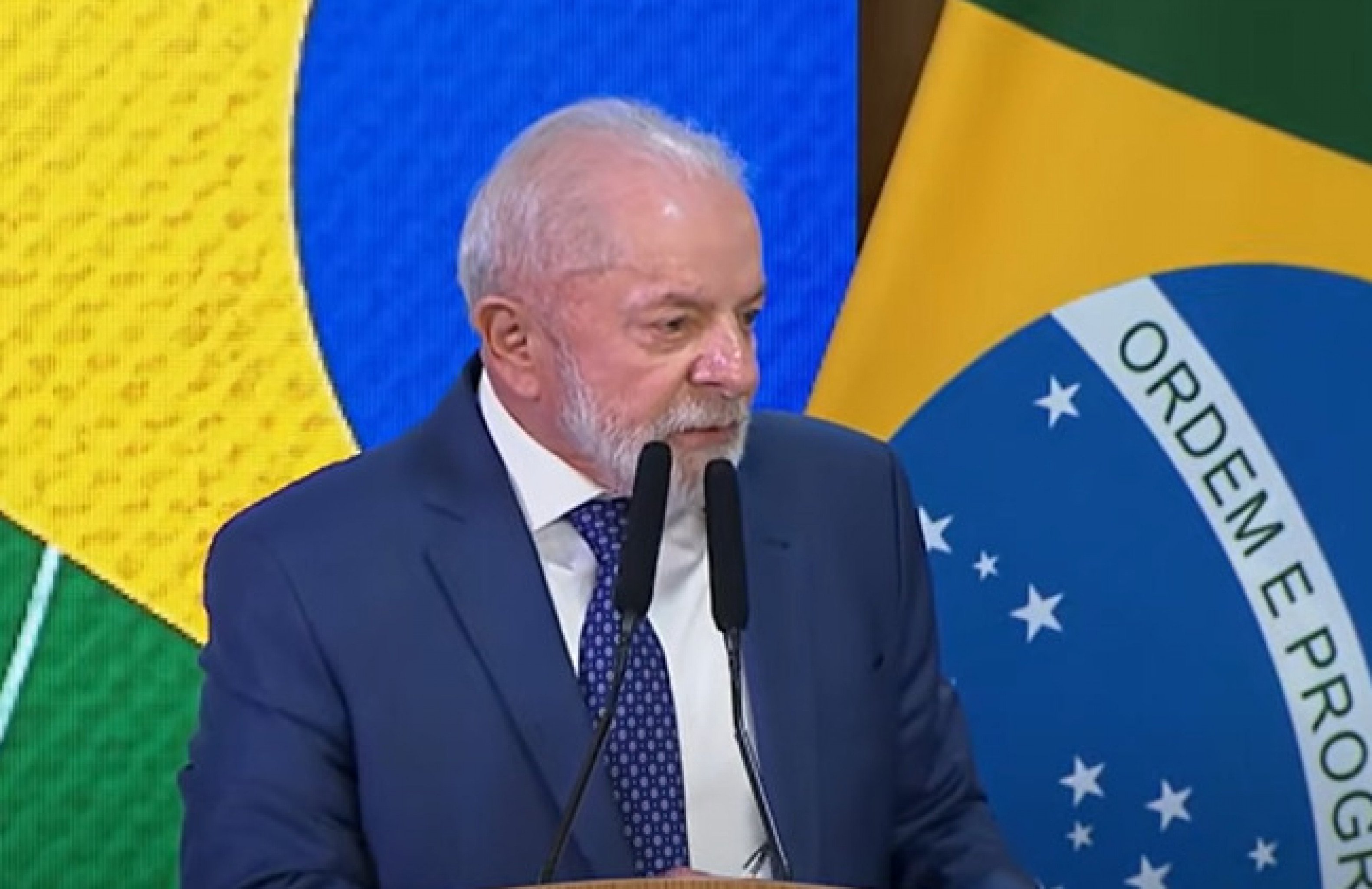 TARIFAÇO: Lula assina MP com linha de crédito de R$ 30 bilhões para ajudar empresas afetadas