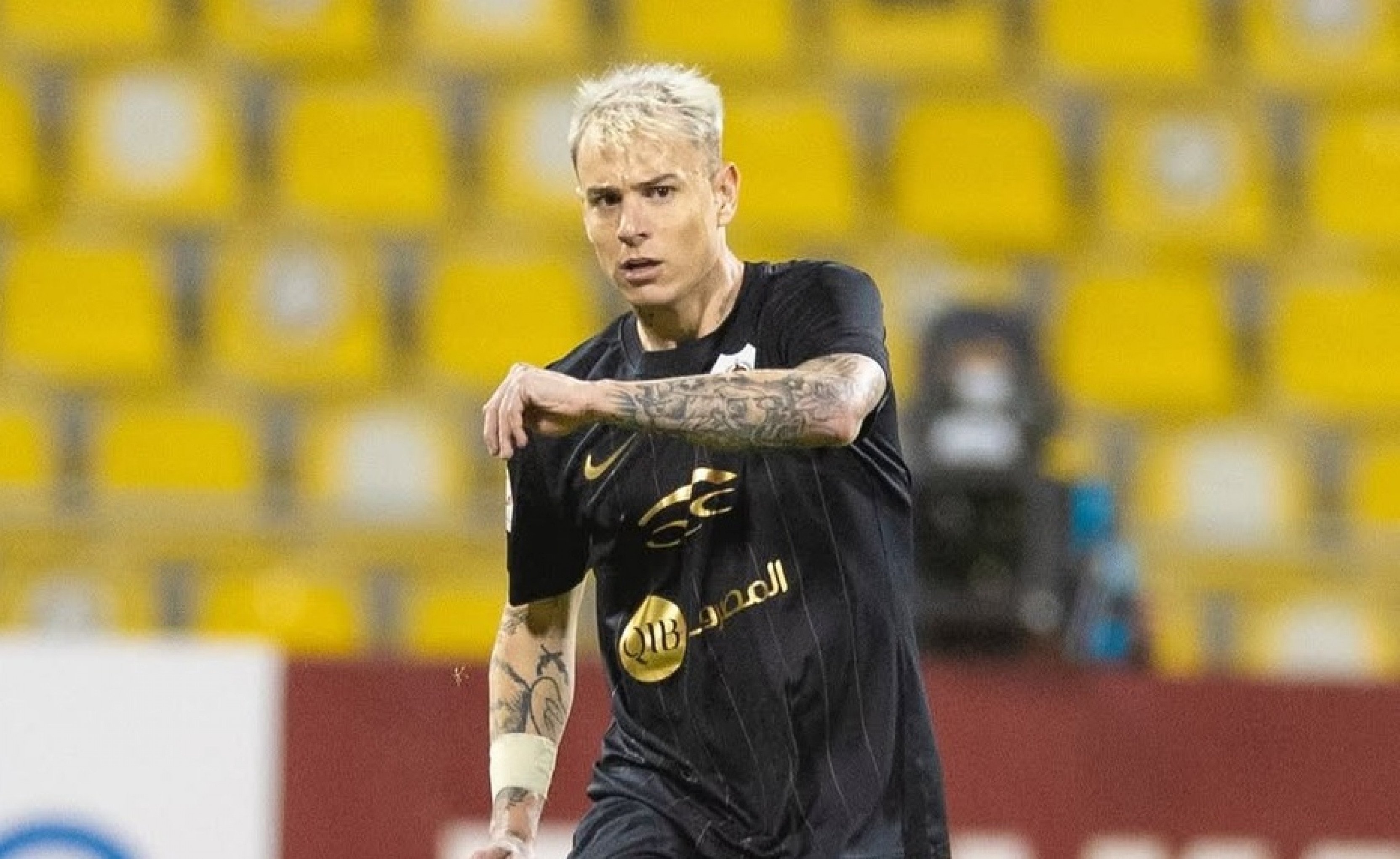 Grêmio desiste da contratação de Róger Guedes