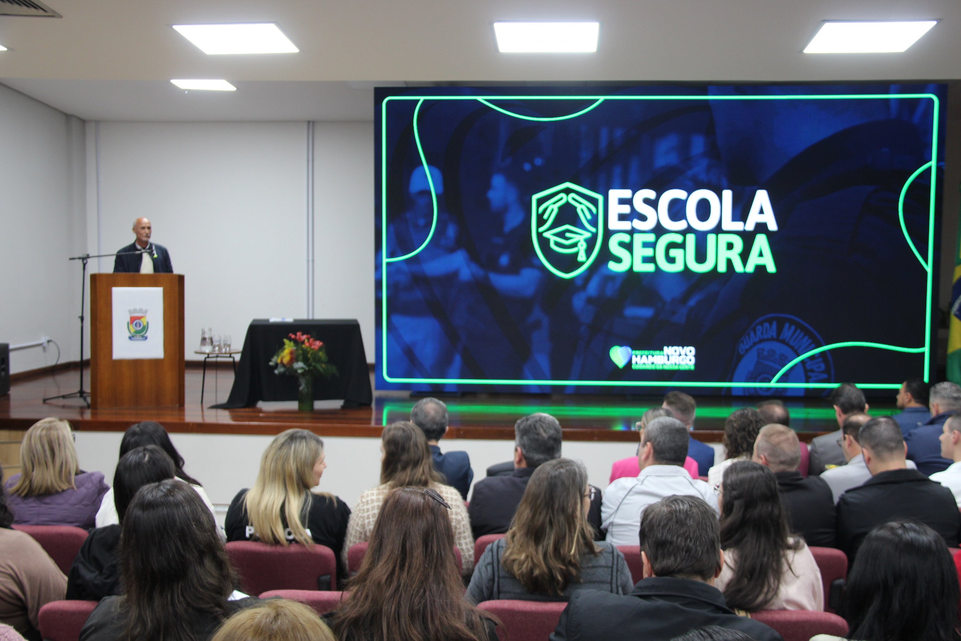 Tudo o que você precisa saber sobre programa Escola Segura anunciado em Novo Hamburgo após ameaça de ataque