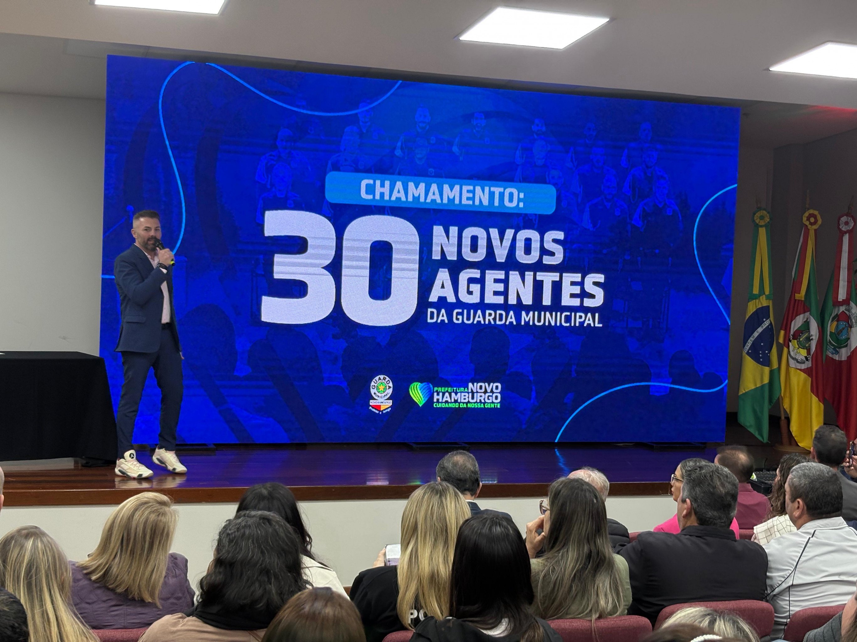 VÍDEO: Novo Hamburgo anuncia contratação de 30 guardas municipais para reforçar segurança das escolas