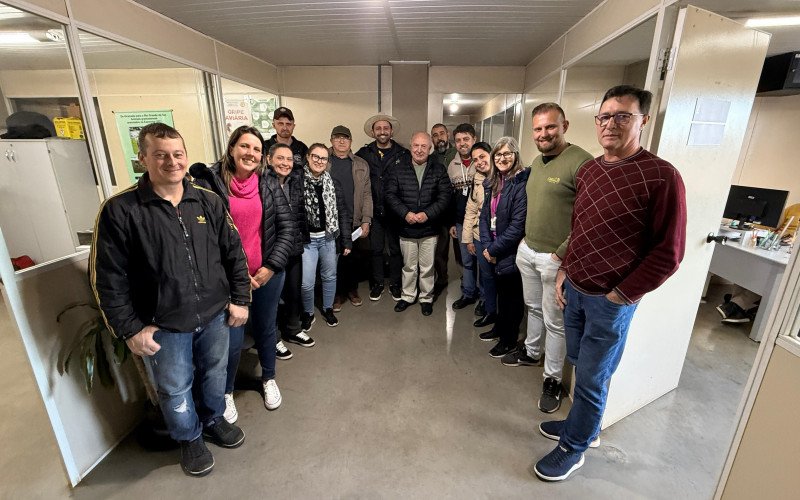 Reunião das agroindústrias de Gramado sobre a participação na Expointer